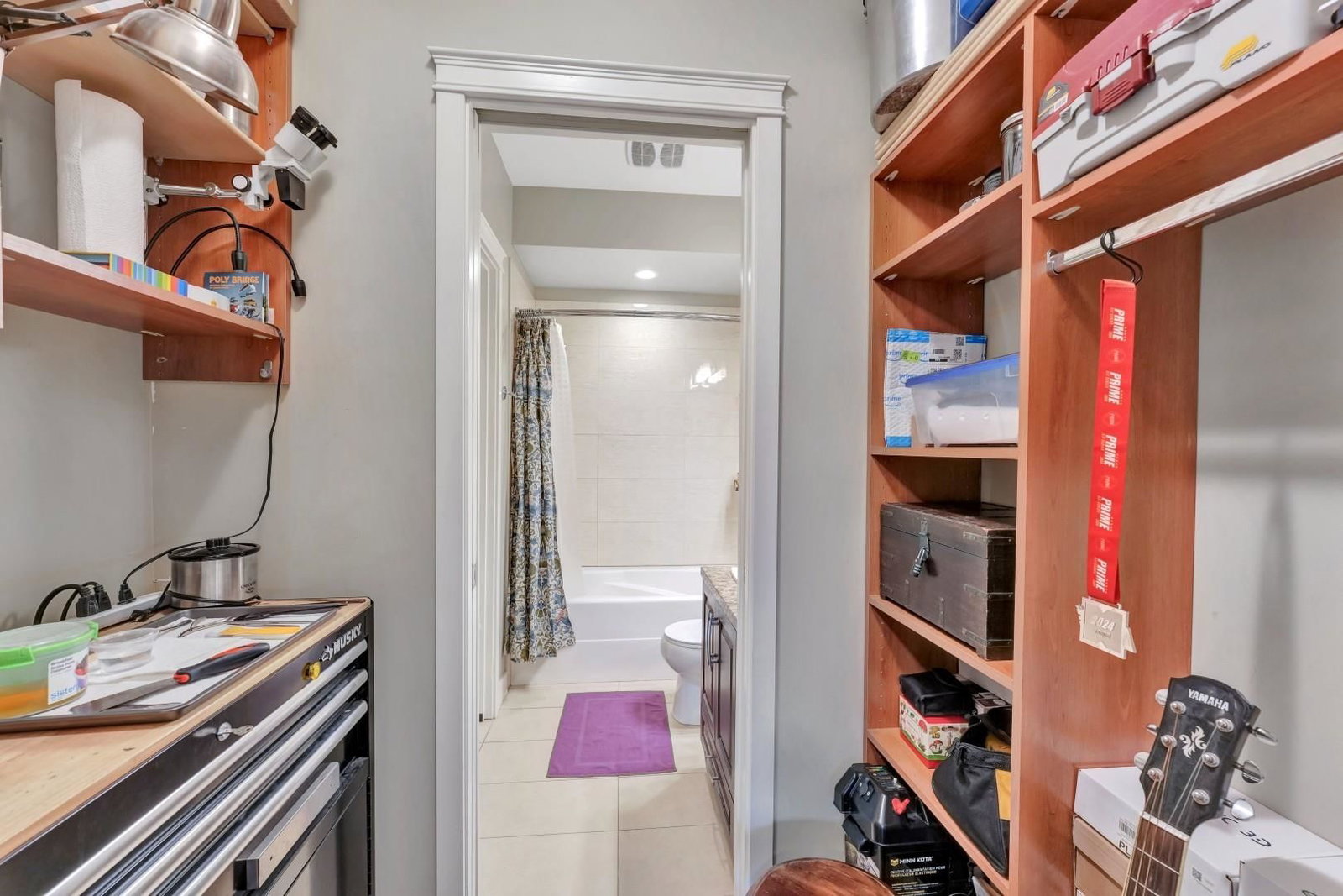 Listing Image 8