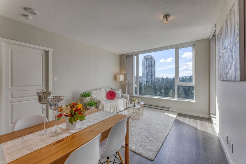 1604 - 3100 Windsor Gate, Coquitlam, V3B 0P3 | Image 3