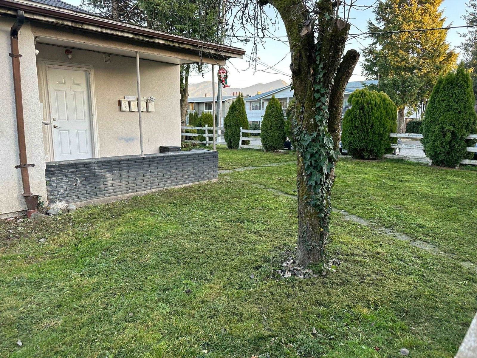 Listing Image 5