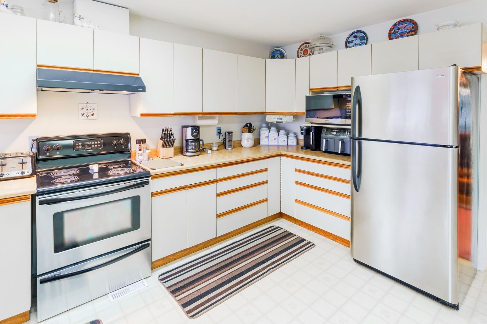 Listing Image 13