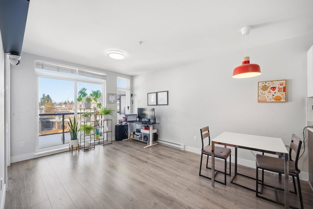 302 - 3939 Knight Street