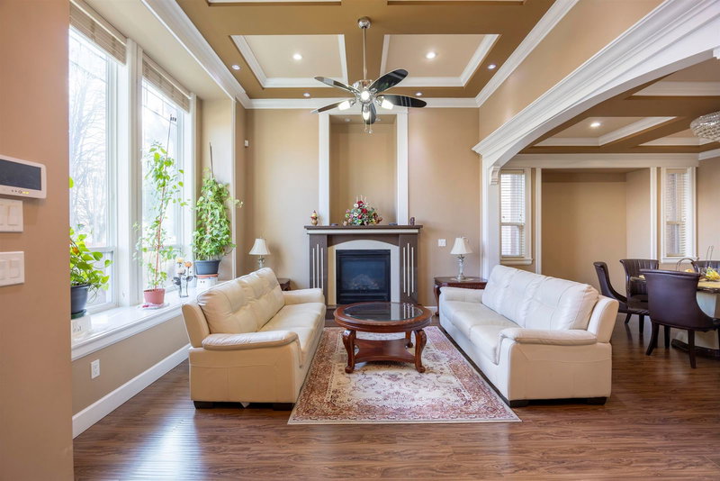 7851 Canada Way, Burnaby, V3N 3K8 | Image 2