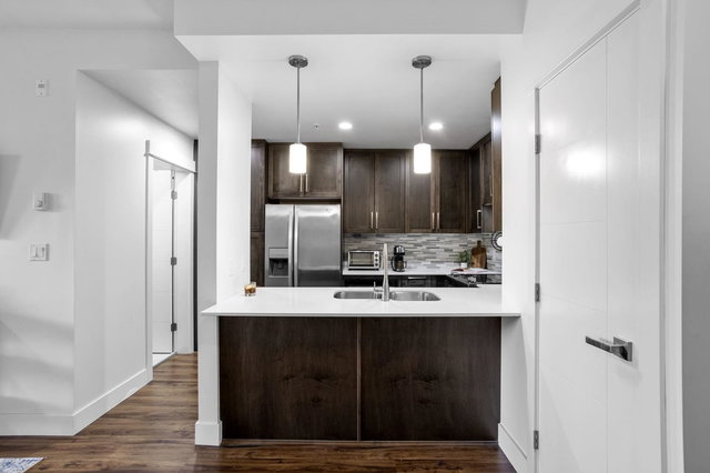 311 - 2465 Wilson Avenue