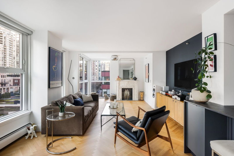 806 - 1318 Homer Street, Vancouver, V6B 6A7 | Image 3