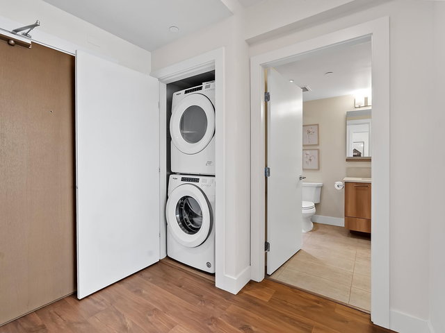 612 - 258 Nelson's Court