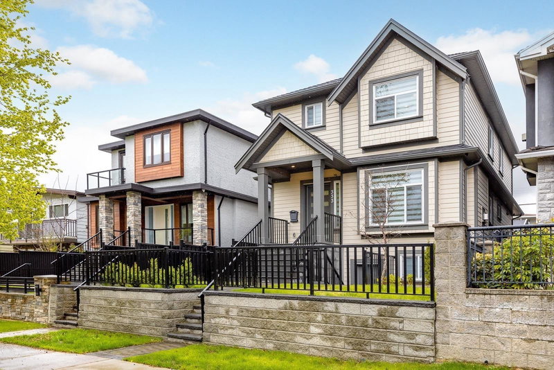 333 64th Avenue, Vancouver, V5X 2M8 | Image 2