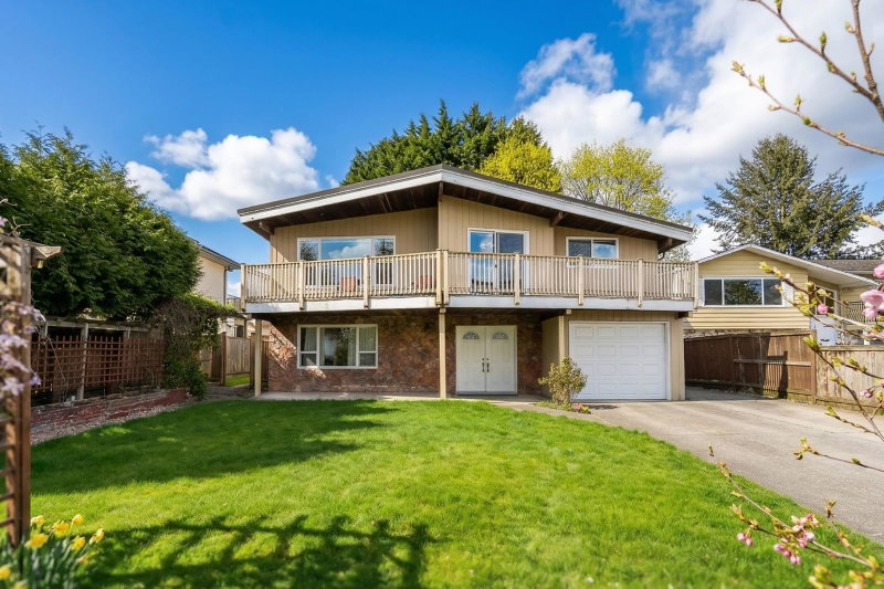 4831 Foxglove Crescent