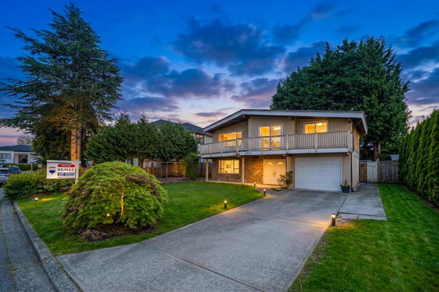 4831 Foxglove Crescent