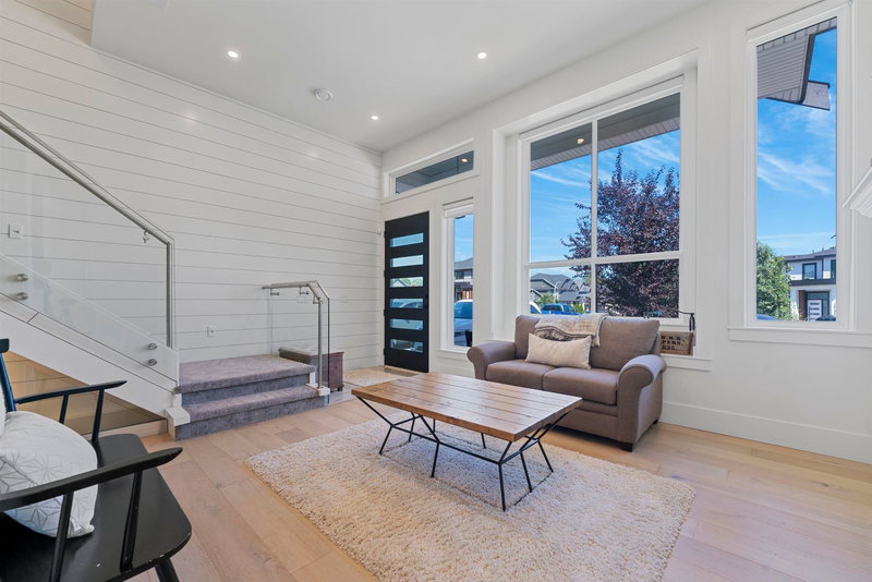 16466 103 Avenue, Surrey, V4N 1Y6 | Image 2