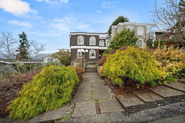 4863 Cambridge Street