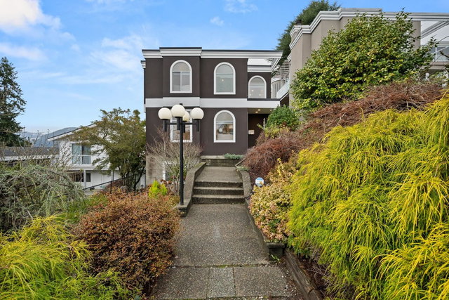 4863 Cambridge Street