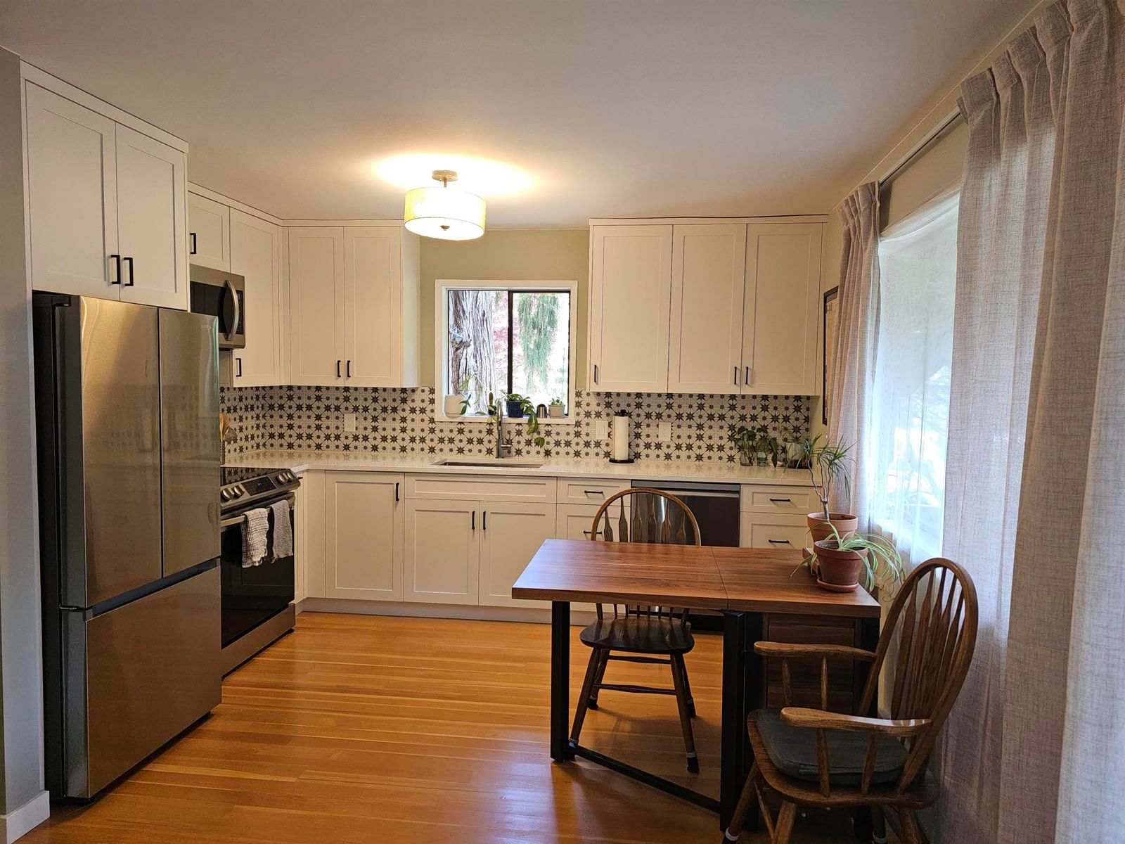 Listing Image 17