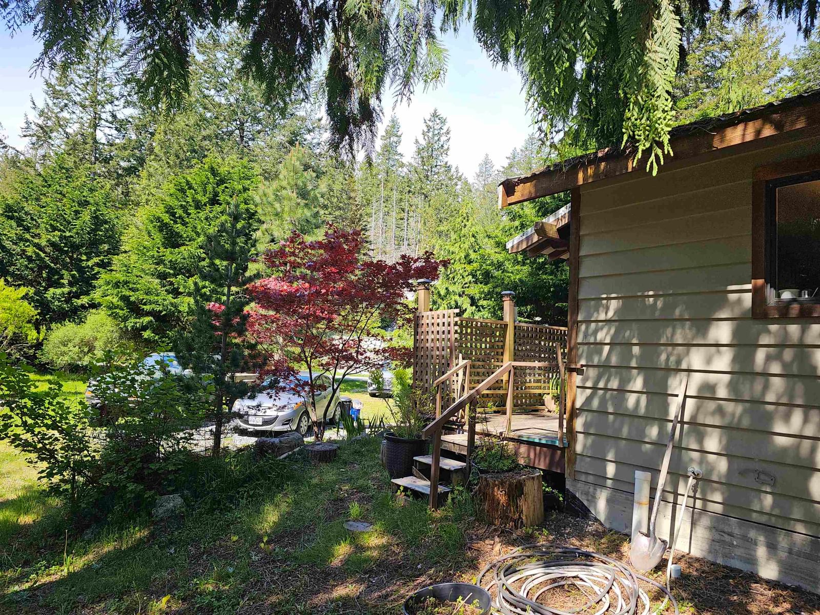 Listing Image 4