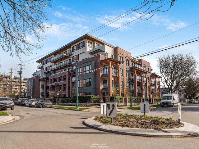 409 - 2550 Garden Drive