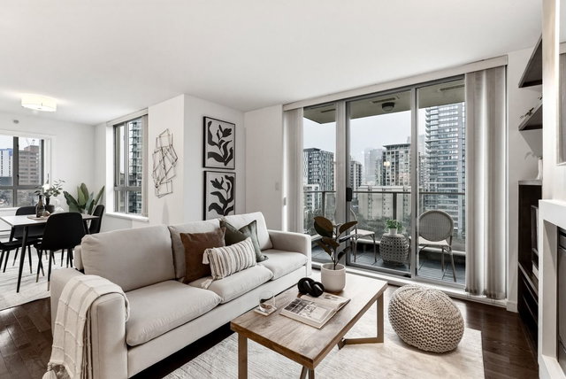 1102 - 1225 Richards Street