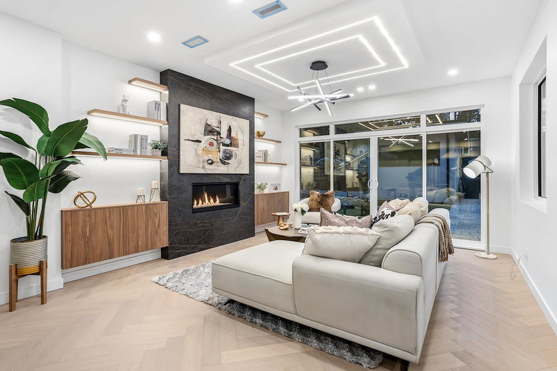 1921 Tatlow Avenue, North Vancouver, V7P 3A2 | Image 3