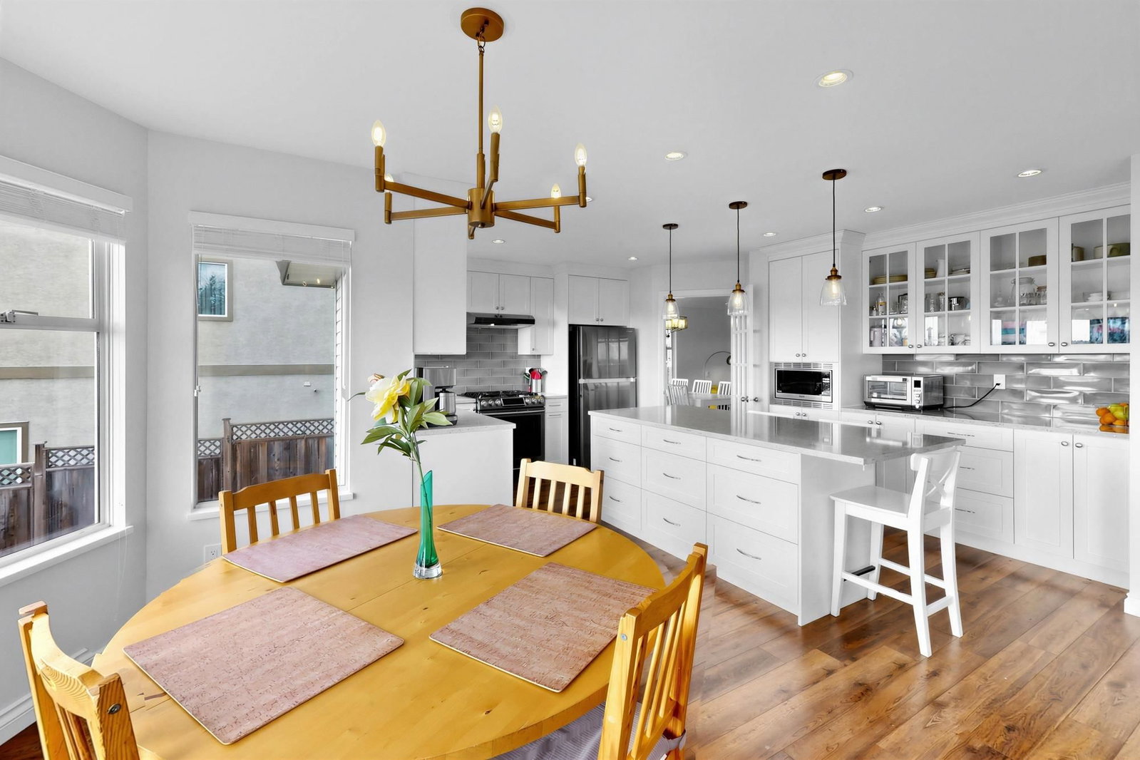 Listing Image 13