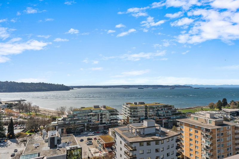 1405 - 555 13th Street, West Vancouver, V7T 2N8 | Image 2