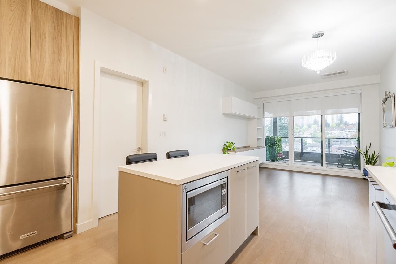 Listing Image 12