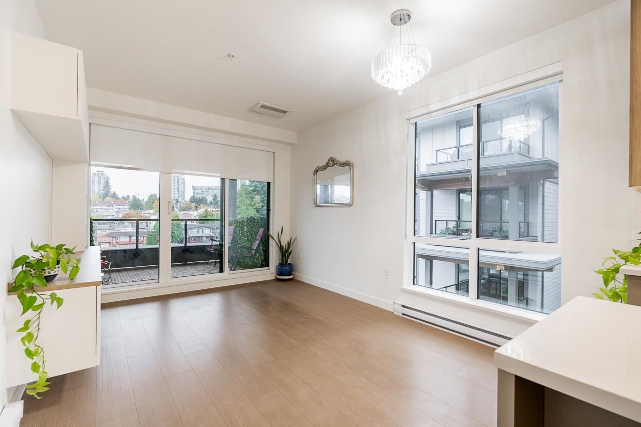 Listing Image 13