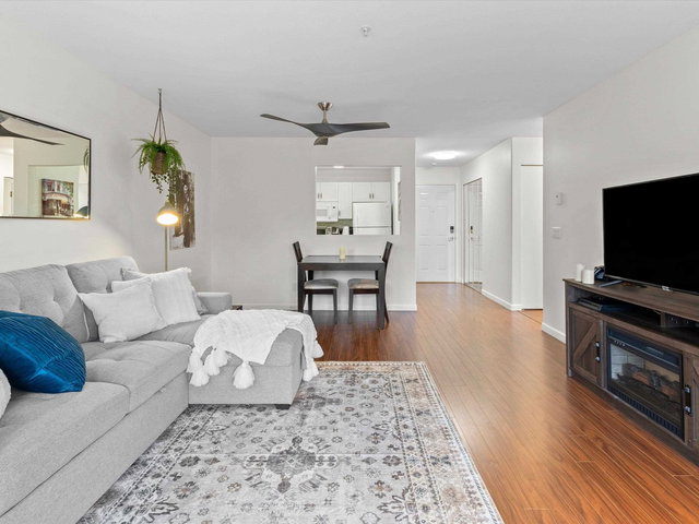 210 - 27358 32 Avenue