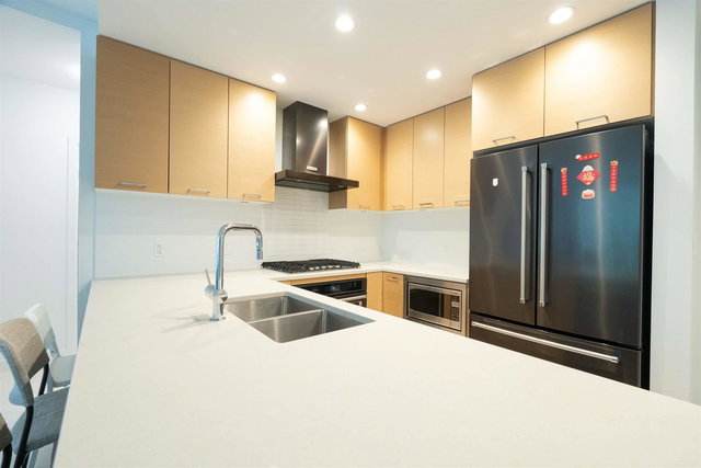 303 - 3581 Ross Drive