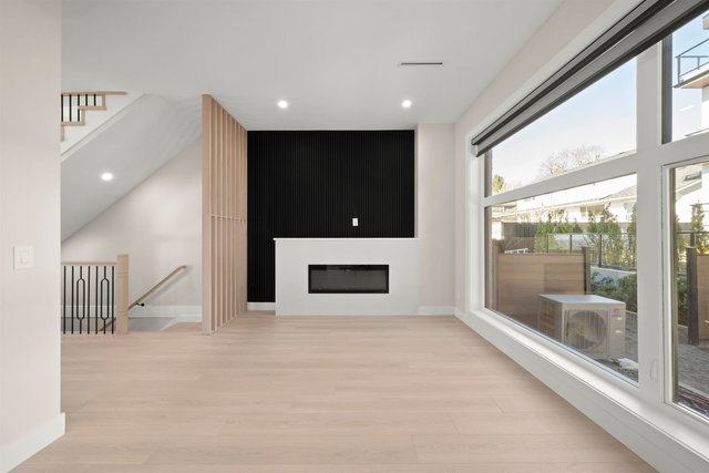 3 - 4558 Portland Street