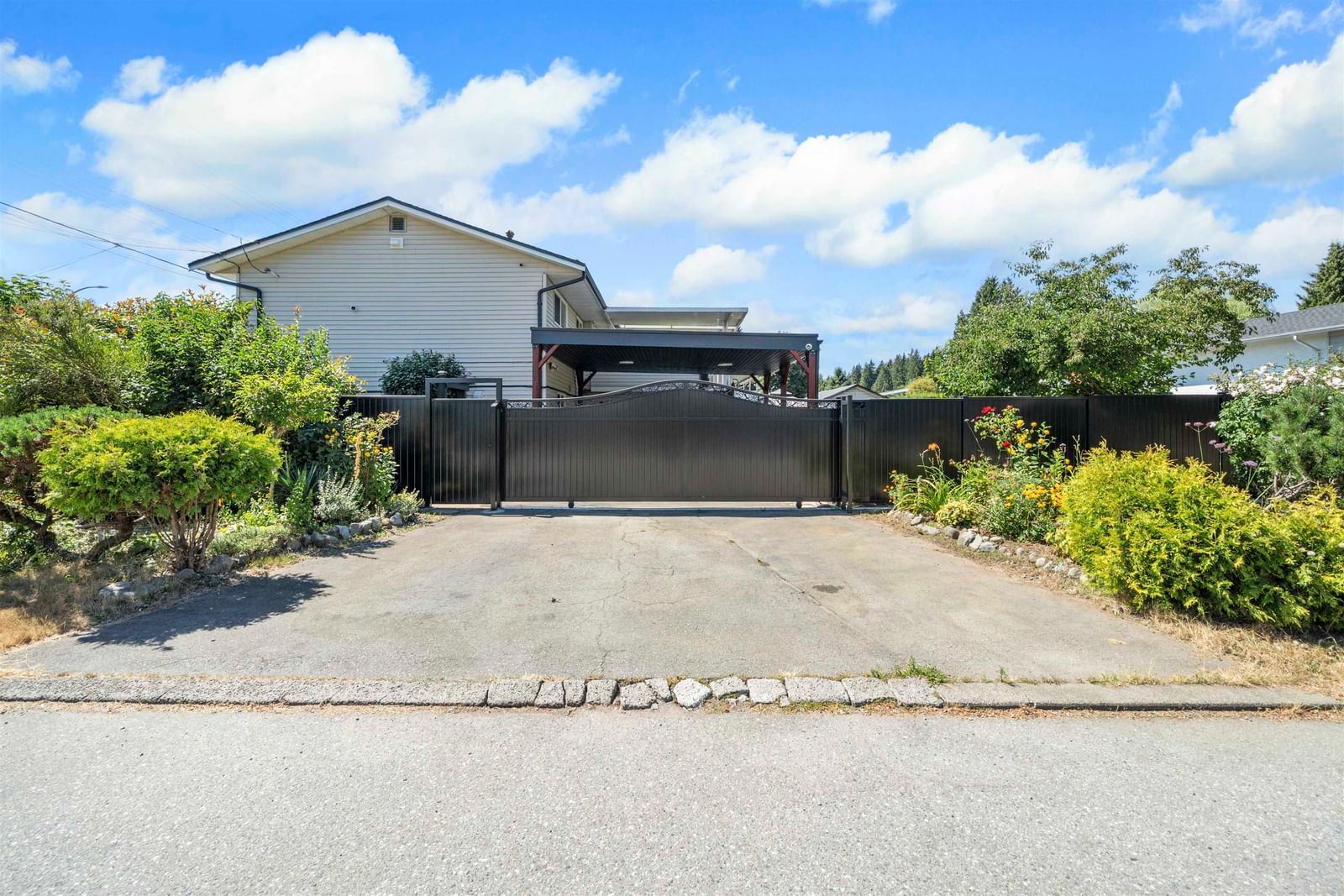 Listing Image 38