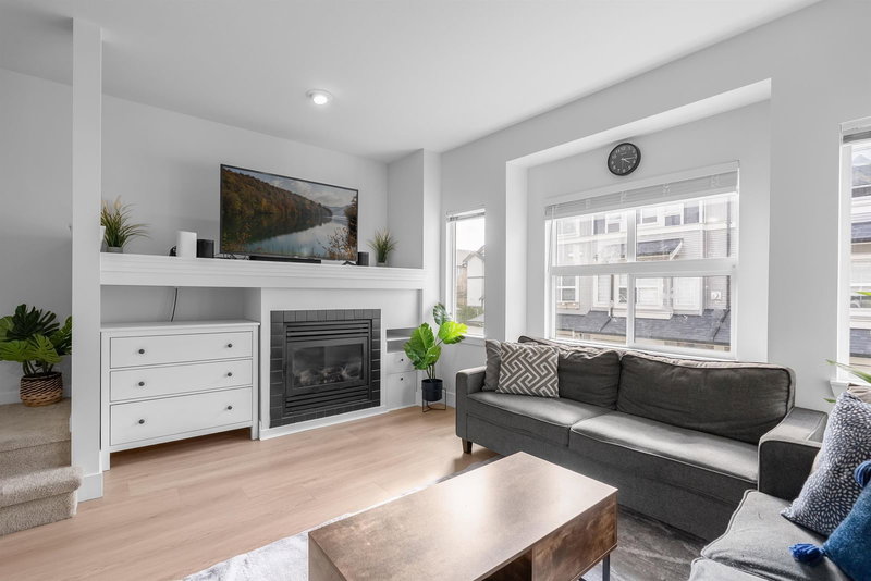 55 - 12677 63 Avenue, Surrey, V3X 3T3 | Image 3