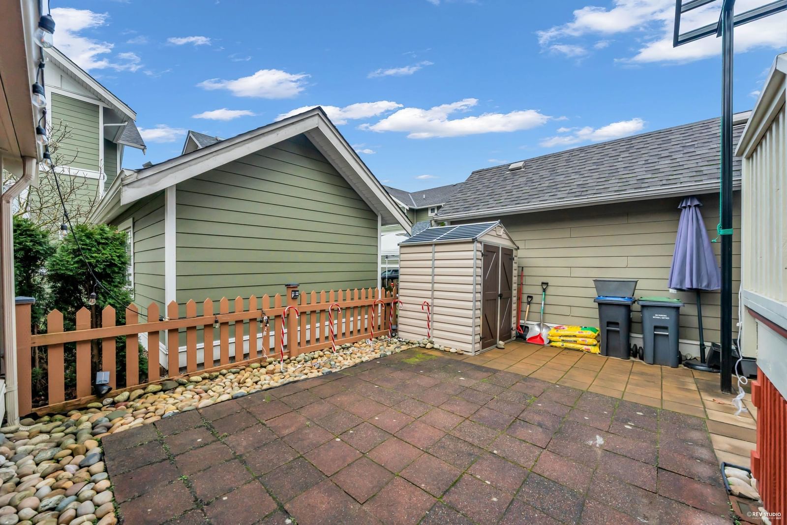 Listing Image 10