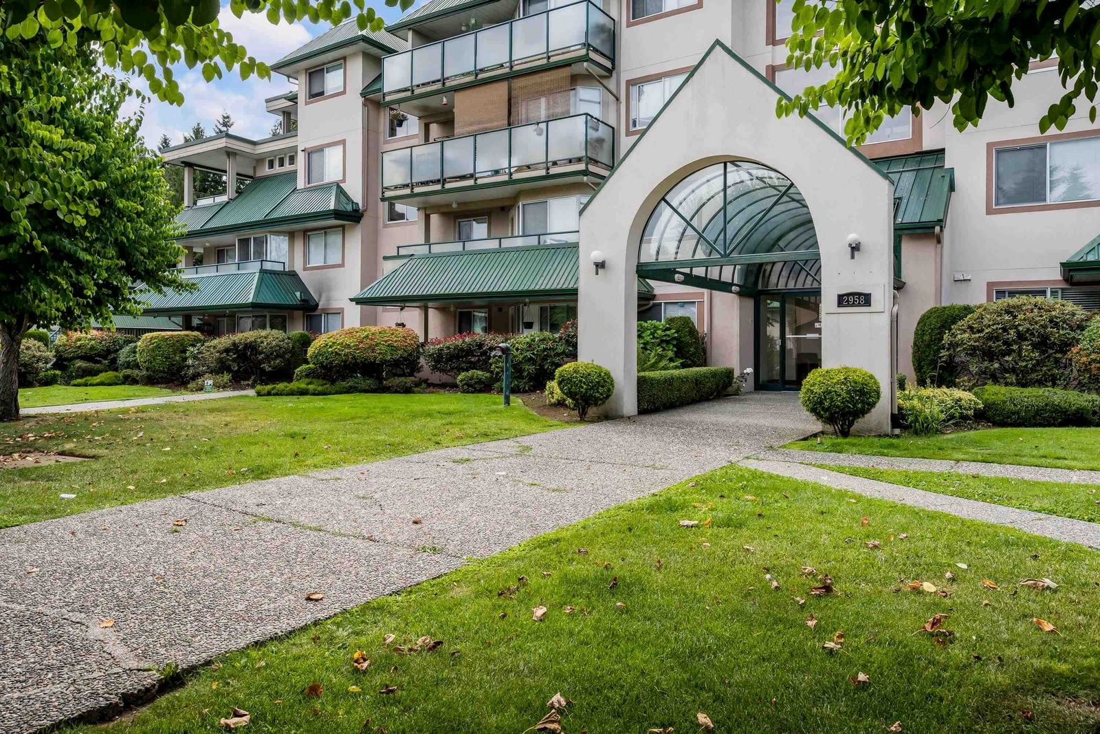 Listing Image 20