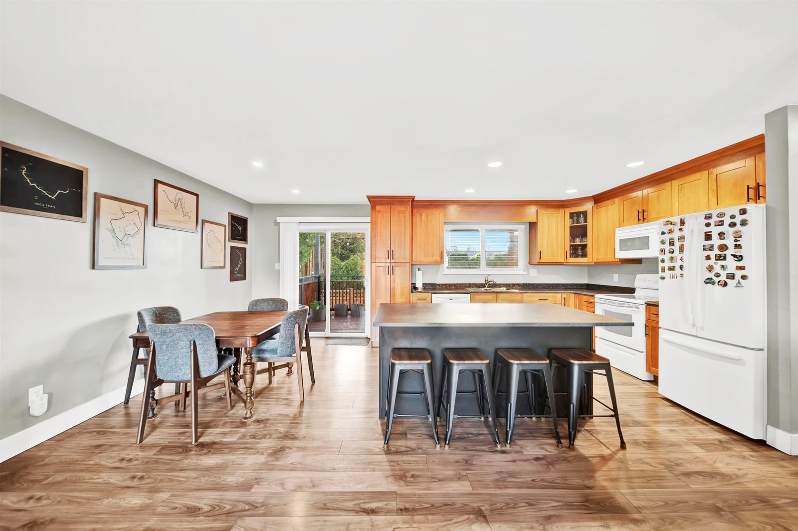 Listing Image 13
