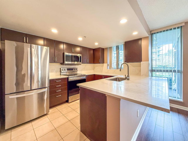 201 - 295 Guildford Way