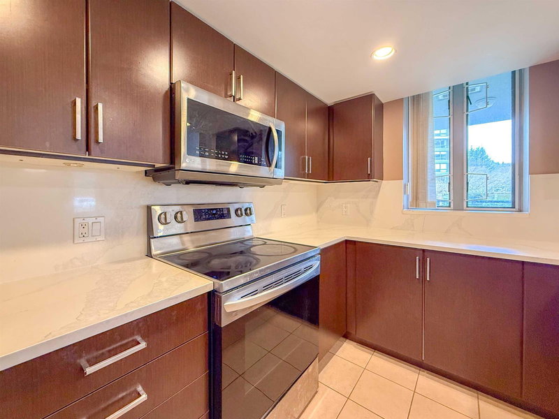 201 - 295 Guildford Way, Port Moody, V3H 5N3 | Image 3