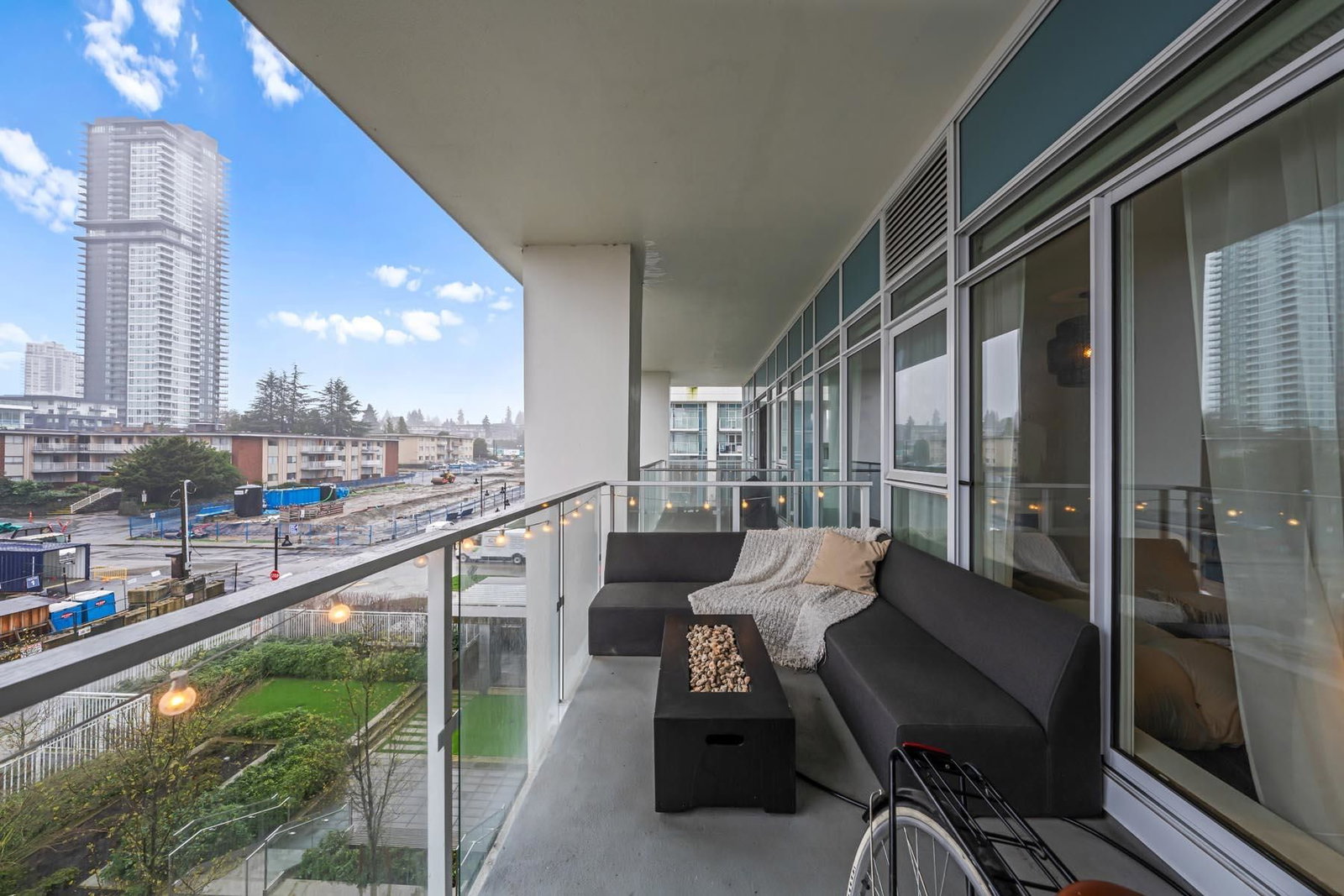 Listing Image 11