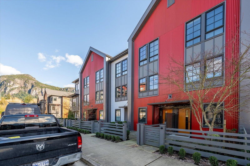 1361 Marinaside Place, Squamish, V8B 1A8 | Image 3