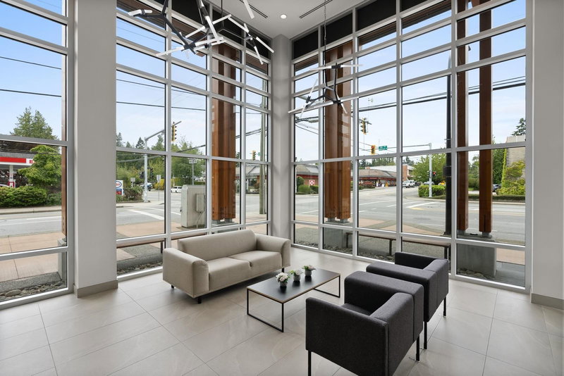 205 - 14022 North Bluff Road, White Rock, V4B 3C3 | Image 2