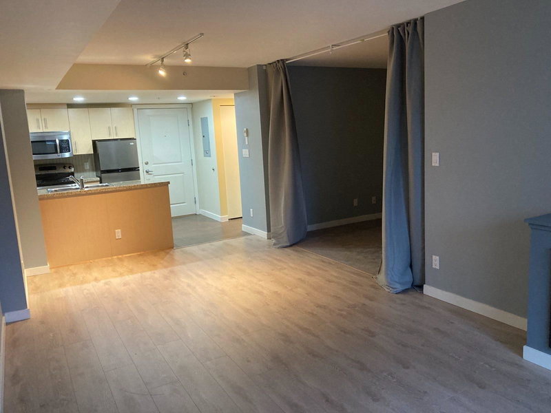 310 - 200 Keary Street, New Westminster, V3L 0A6 | Image 2