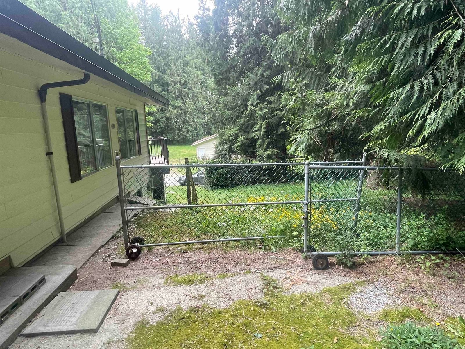 Listing Image 17