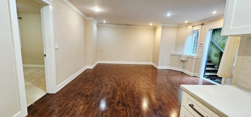 Lower/ - 888 Canyon Boulevard, North Vancouver, V7R 2J6 | Image 3