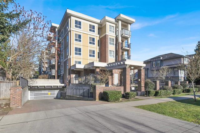 305 - 13883 Laurel Drive