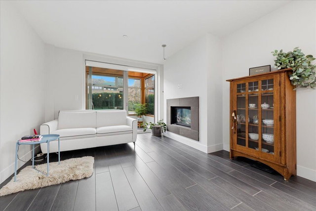 204 - 2388 Marine Drive