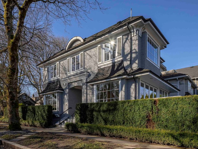 3483 Collingwood Street