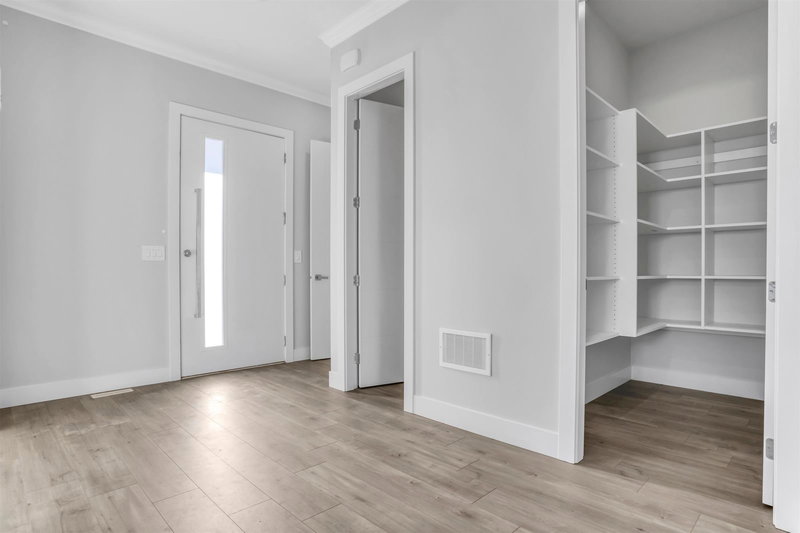 19685 74 Avenue, Langley, V2Y 3G6 | Image 3