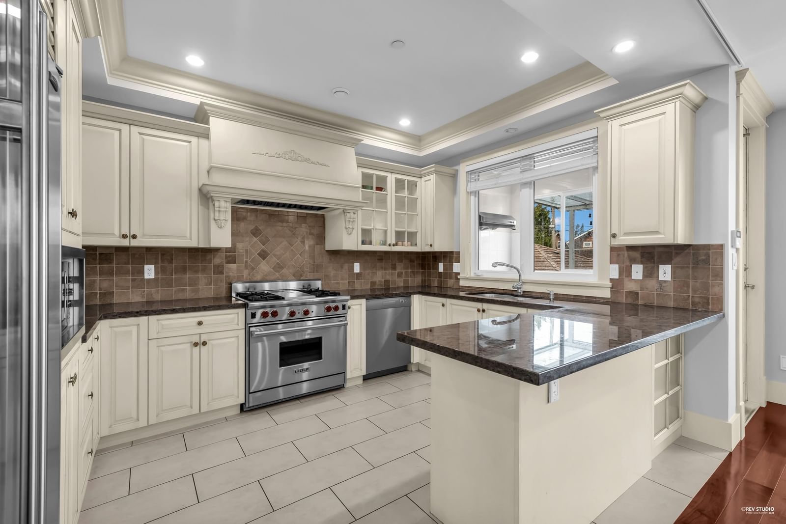 Listing Image 19