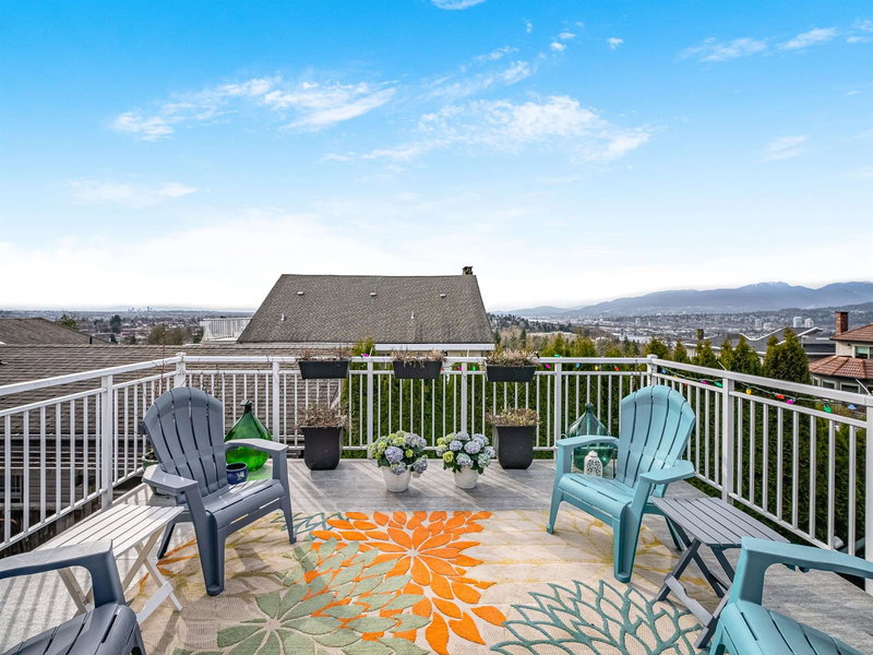 4862 Oxford Street, Burnaby, V5C 1E8 | Image 2