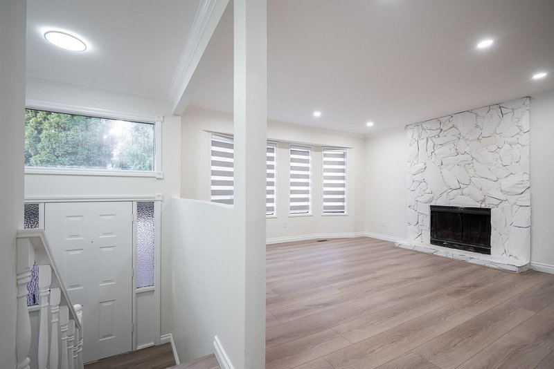 3640 Old Clayburn Road, Abbotsford, V3G 1H6 | Image 2