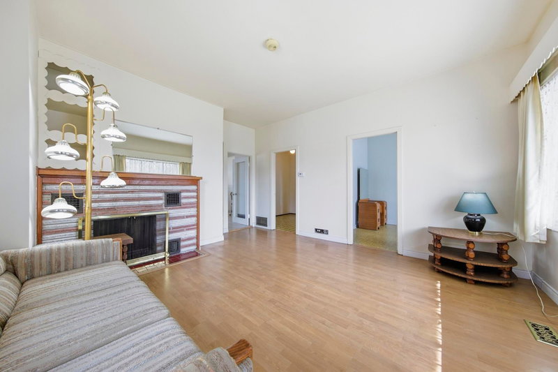 3521 Triumph Street, Vancouver, V5K 1V2 | Image 3