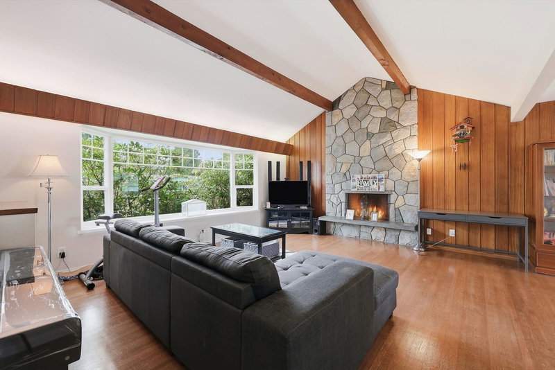 11936 Wicklow Way, Maple Ridge, V2X 3A9 | Image 2