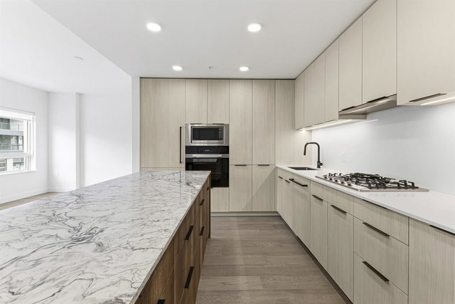 205 - 3590 39th Avenue W